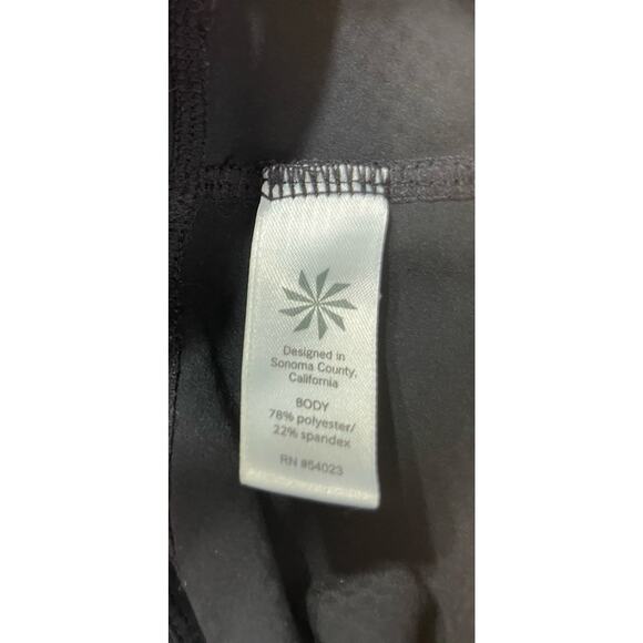 Athleta women's black capri athletic leggings sz m activewear sportswear - Picture 5 of 5